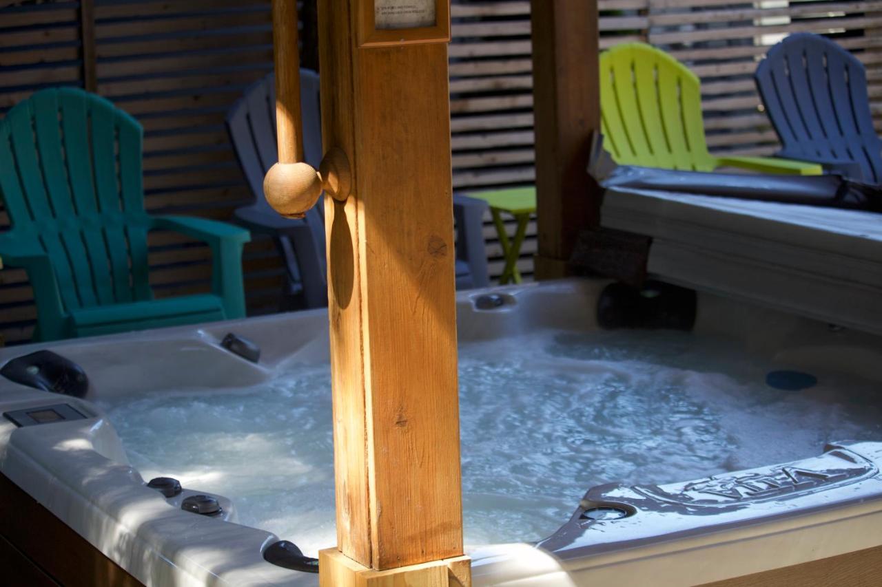 Whistler Alpine Chalet Retreat & Wellness Villa Eksteriør billede
