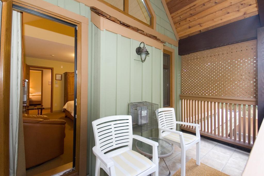 Whistler Alpine Chalet Retreat & Wellness Villa Eksteriør billede