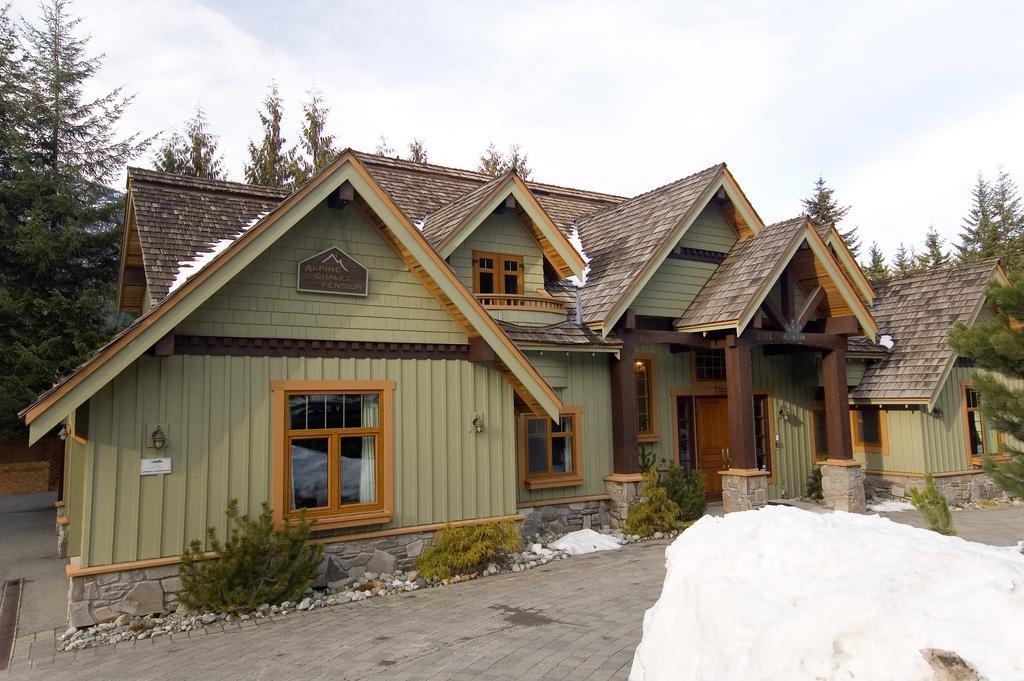 Whistler Alpine Chalet Retreat & Wellness Villa Eksteriør billede