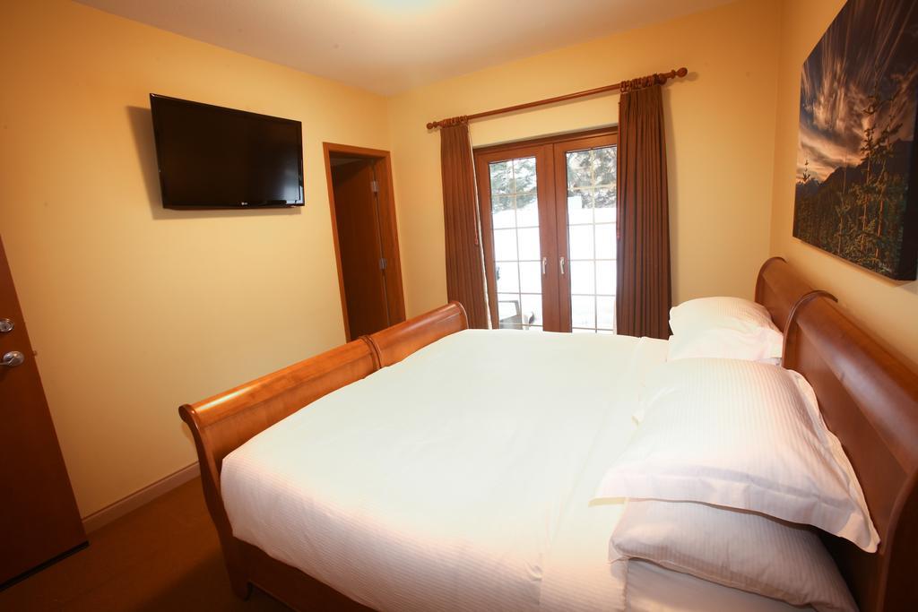Whistler Alpine Chalet Retreat & Wellness Villa Eksteriør billede