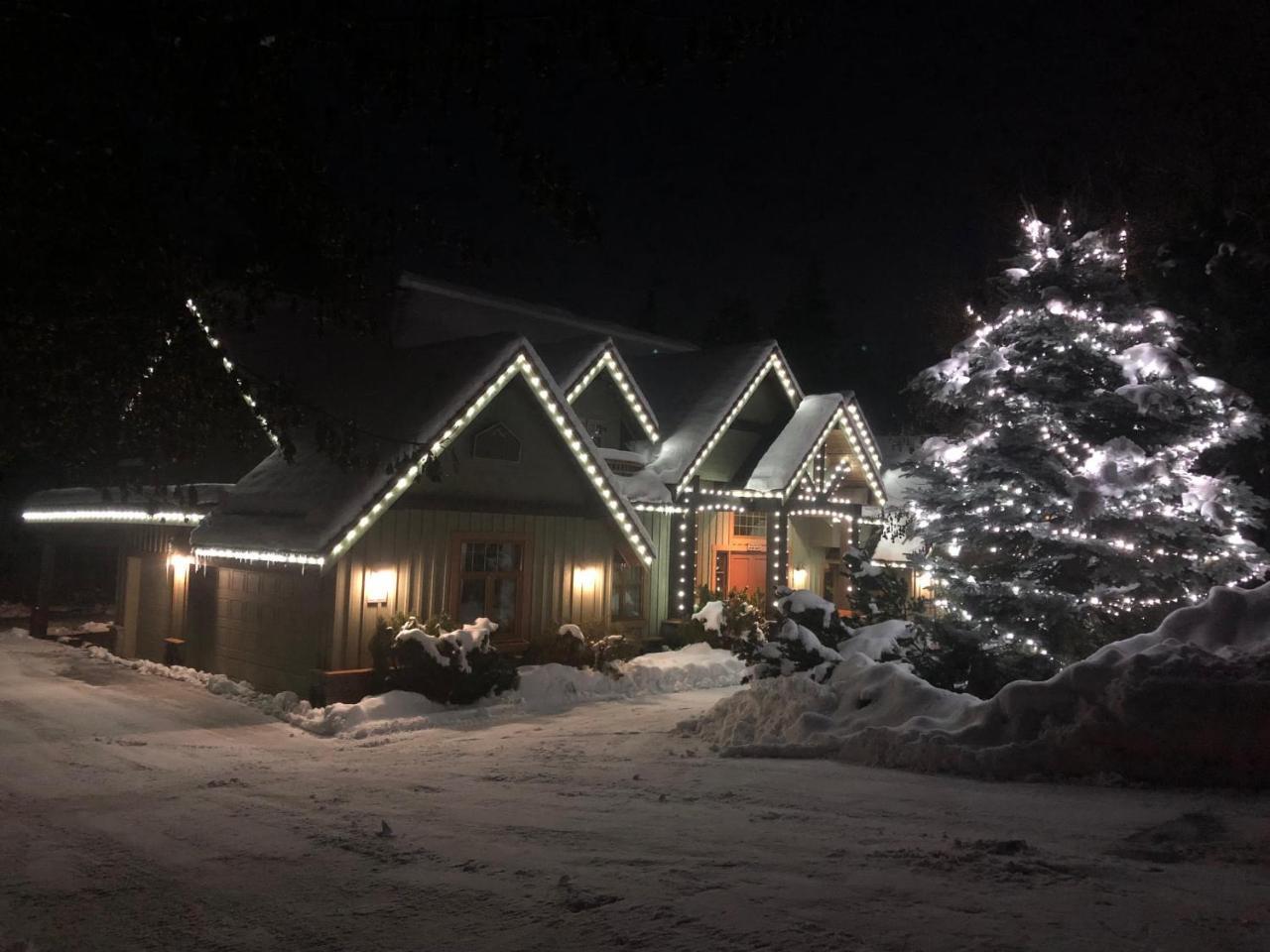 Whistler Alpine Chalet Retreat & Wellness Villa Eksteriør billede
